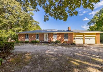 4457 Southampton Parkway, Southampton County, VA 23847