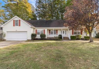 2613 DEERFIELD Crescent, Chesapeake, VA 23321