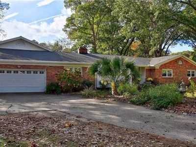 property image for 4649 Reynolds Drive VIRGINIA BEACH VA 23455