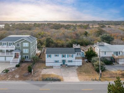 property image for 2733 Sandpiper Road VIRGINIA BEACH VA 23456