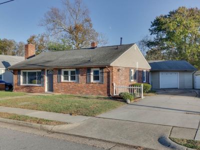 property image for 1410 Victoria Boulevard HAMPTON VA 23661