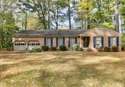 102 Carolyn Cres Crest, York County, VA 23696