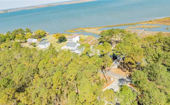 453 Wind Mill Point Road, Hampton, VA 23664