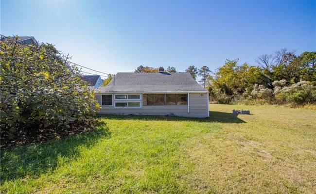 21 Constant Road, Hampton, VA 23664