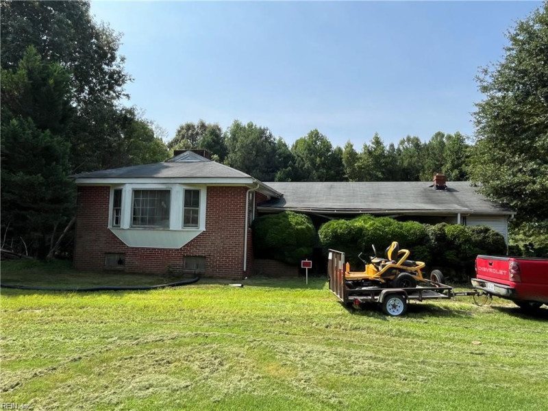 Photo 1 of 10 residential for sale in New Kent County virginia