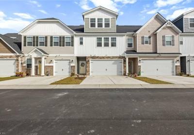 1833 Honey Milk Road, Chesapeake, VA 23323