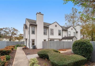 808 Zircon Court, Virginia Beach, VA 23462