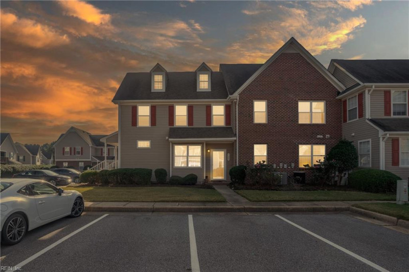 Photo 1 of 44 residential for sale in Chesapeake virginia