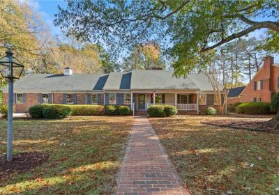 17 CLUB Terrace, Newport News, VA 23606