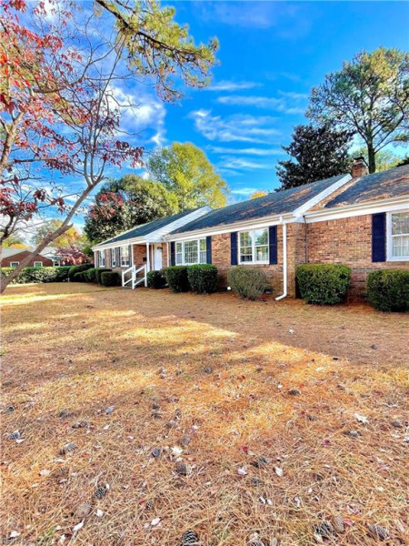 Photo 1 of 32 residential for sale in Virginia Beach virginia