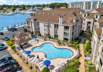 403 Harbour Point, Virginia Beach, VA 23451