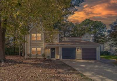 8 Romsey Circle, Chesapeake, VA 23320