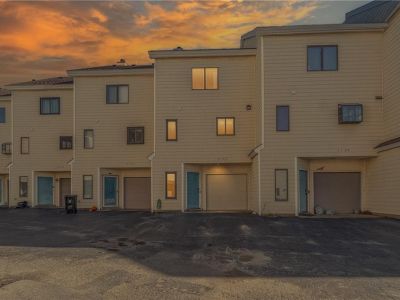 property image for 3192 Ocean View Avenue NORFOLK VA 23518