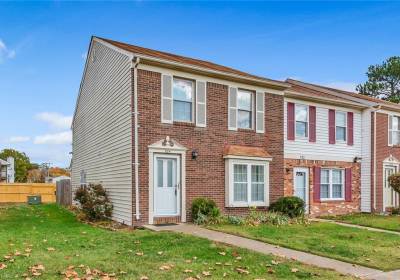 524 Hollomon Drive, Hampton, VA 23666