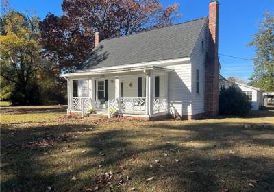 26057 Court Street, Southampton County, VA 23837