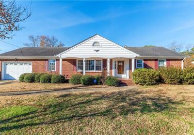 2728 Meadow Drive, Chesapeake, VA 23321