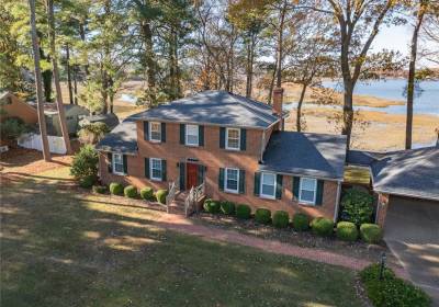 306 Ridgeland Drive, Isle of Wight County, VA 23430