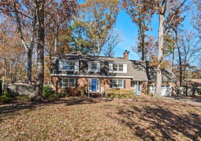 824 Moultrie Court, Virginia Beach, VA 23455