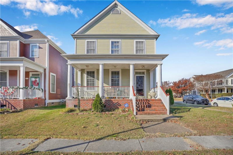 Photo 1 of 28 residential for sale in Portsmouth virginia