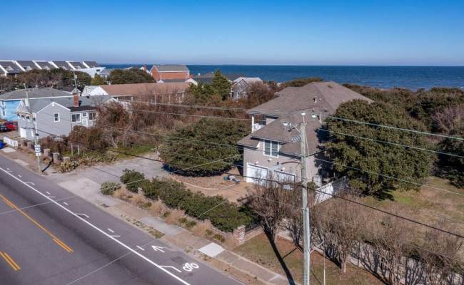 3330 Ocean View Avenue, Norfolk, VA 23518