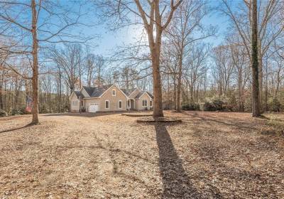 2002 Plain View Lane, King & Queen County, VA 23156