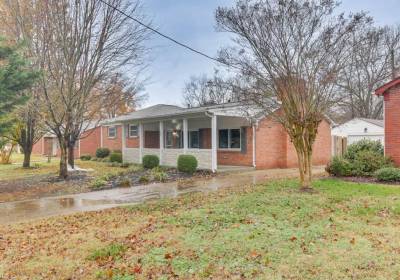 53 Longwood Drive, Hampton, VA 23669