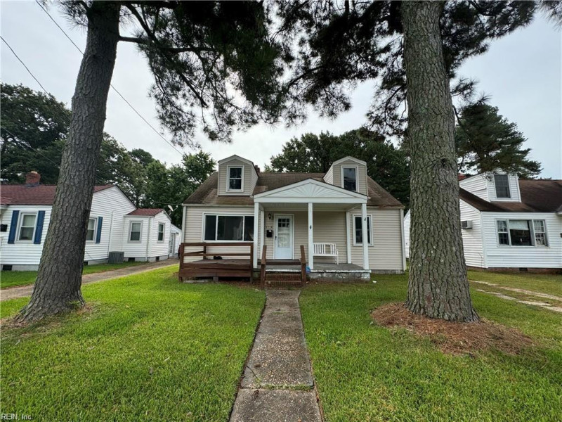 Photo 1 of 1 residential for sale in Portsmouth virginia