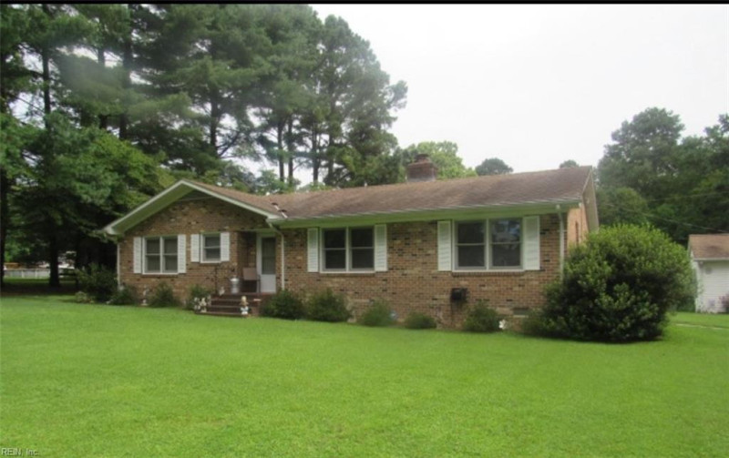 Photo 1 of 27 residential for sale in Gloucester County virginia