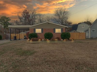 property image for 5536 Forest View Drive VIRGINIA BEACH VA 23455