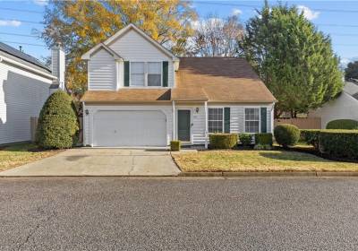 357 Oak Lake Run, Chesapeake, VA 23320