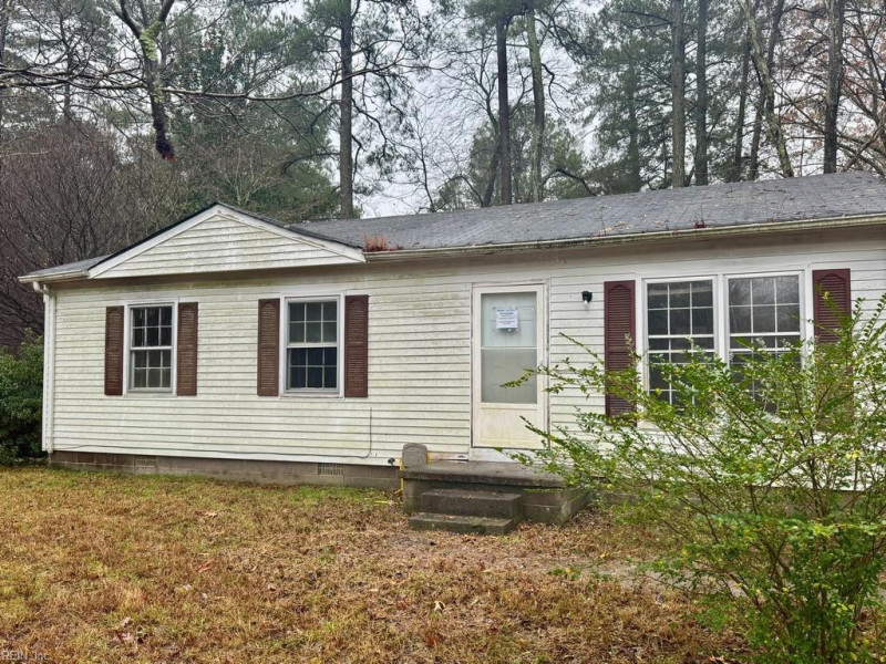 Photo 1 of 18 residential for sale in James City County virginia