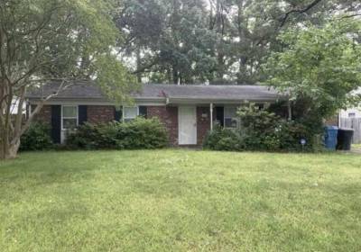 608 Pine Grove Road, Virginia Beach, VA 23452