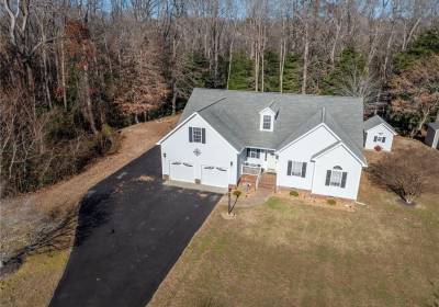 232 Dixie Drive, Mathews County, VA 23050