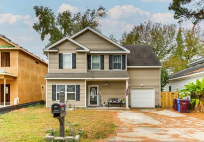 2220 Vicker Avenue, Chesapeake, VA 23324