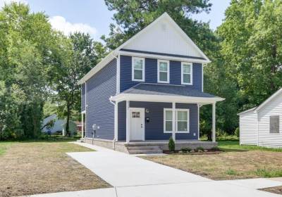 109.5 4th Street, Suffolk, VA 23434