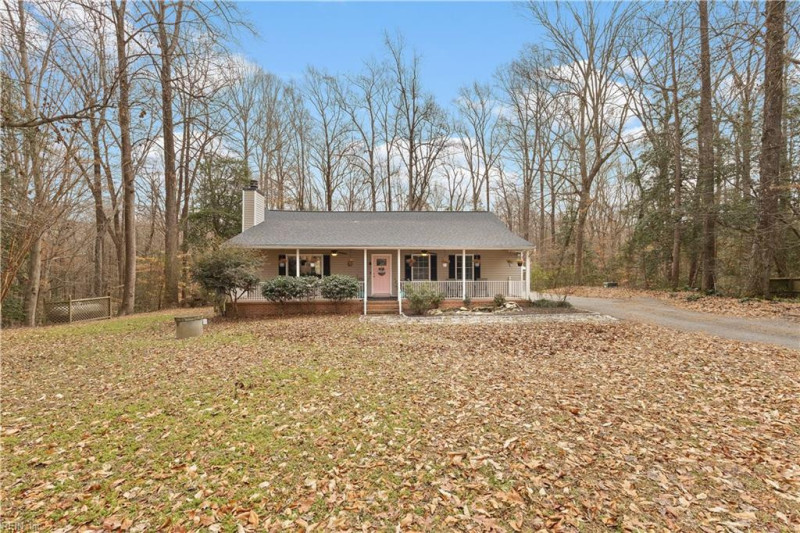 Photo 1 of 33 residential for sale in Surry County virginia