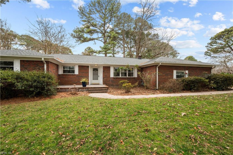 Photo 1 of 34 residential for sale in Virginia Beach virginia