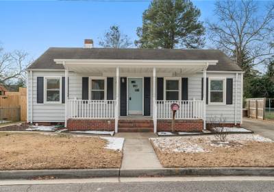 21 Colin Drive, Portsmouth, VA 23701