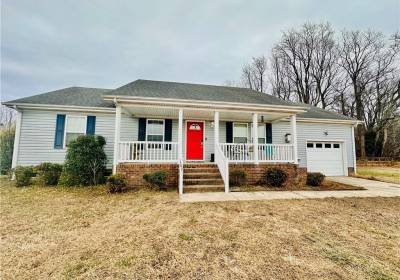 107 Clearwood Drive, Moyock, NC 27958