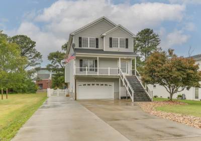 17 Freeman Drive, Poquoson, VA 23662