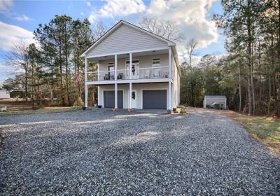 100 Pinetop Road, Middlesex County, VA 23169