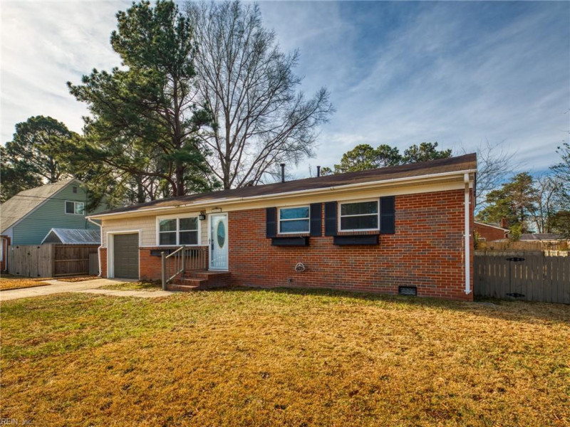 Photo 1 of 35 residential for sale in Chesapeake virginia