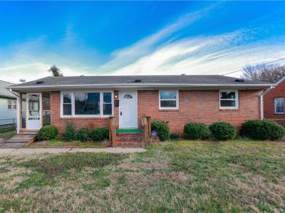 property image for 915 Langley Avenue HAMPTON VA 23669