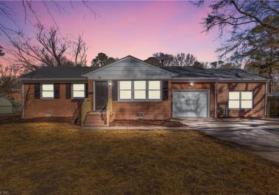 26 Dinwiddie Place, Newport News, VA 23608