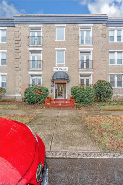 Photo 3 of 26 residential for sale in Norfolk virginia Photo 3 of 26 residential for sale in Norfolk virginia