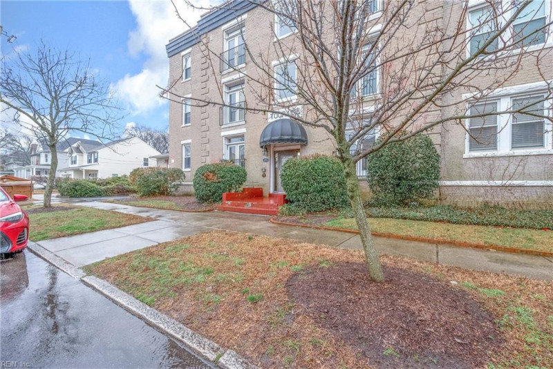 Photo 4 of 26 residential for sale in Norfolk virginia Photo 4 of 26 residential for sale in Norfolk virginia
