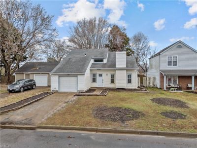 property image for 3884 Sweetbriar Court VIRGINIA BEACH VA 23453