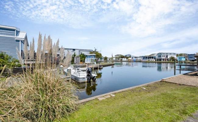 3665 Sandpiper Road, Virginia Beach, VA 23456
