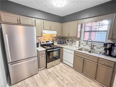 property image for 363 Deputy Lane NEWPORT NEWS VA 23608
