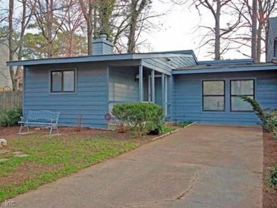 property image for 805 Pine Tree Court NEWPORT NEWS VA 23608